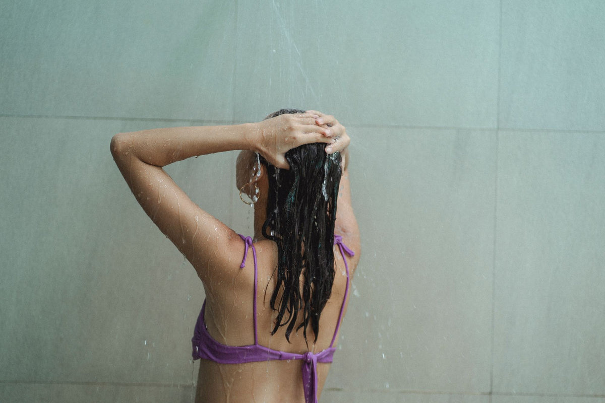 Maschera per capelli: cos’è, come si applica e benefici