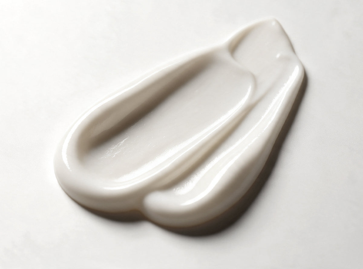 Una crema contorno occhi con il 72% di Bava di Lumaca da Certificazione Biologica: la zona più delicata merita la formula più attenta.