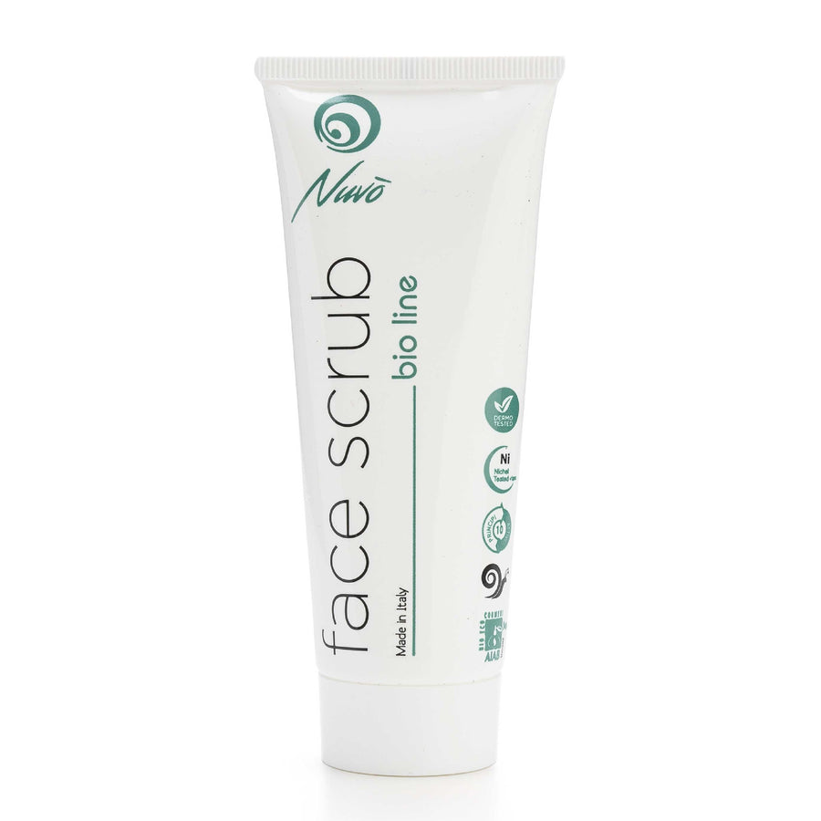 scrub bava lumaca viso